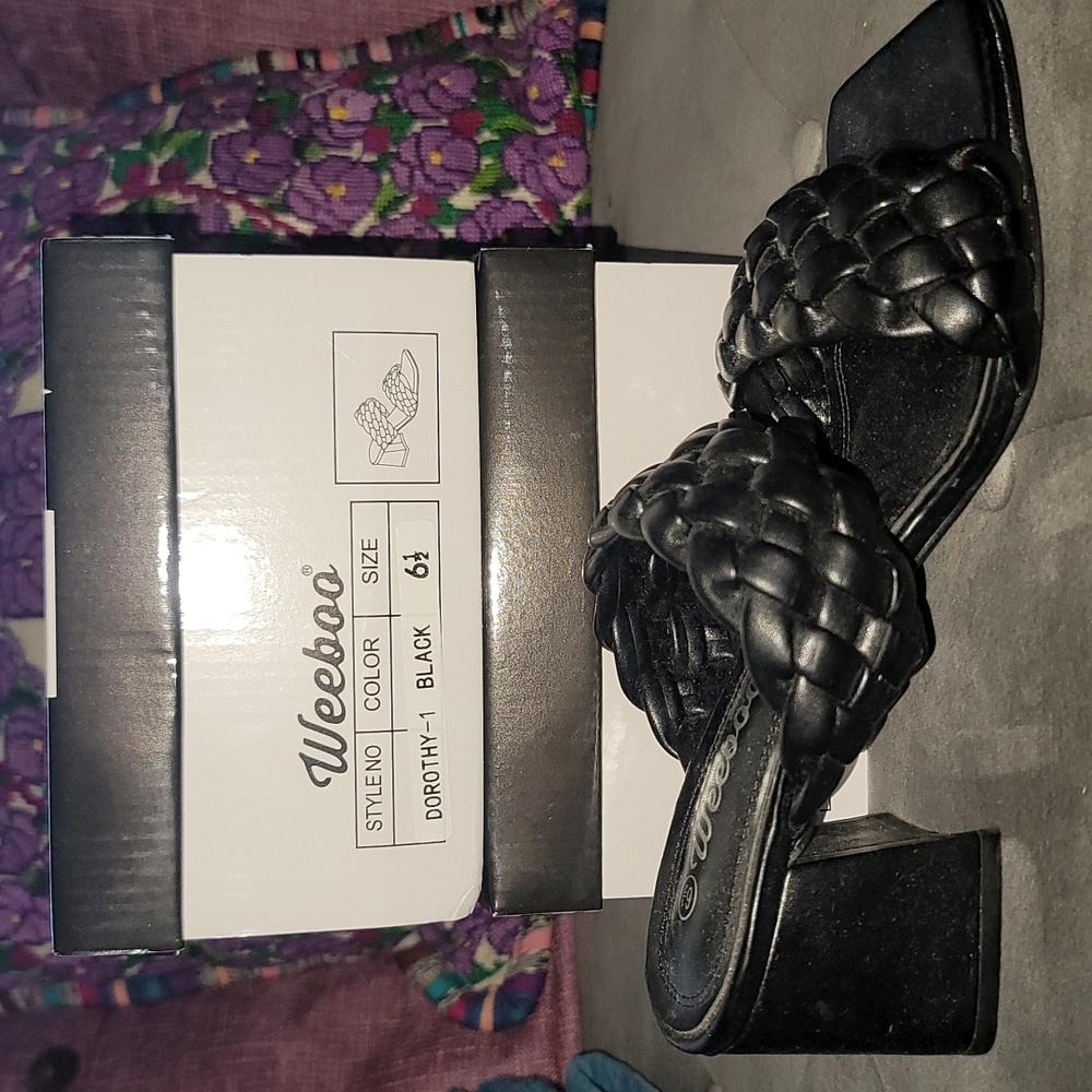 Forever 21 brand , size 6/12 but fit size 7 color black